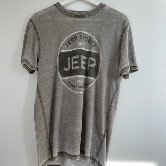 2 Lucky Brand Vintage T-Shirt (S) - Picture 2 of 8